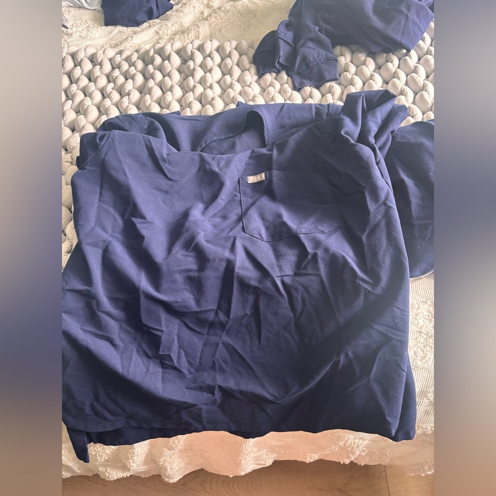 Figs Navy Technical Collection Top - image 1